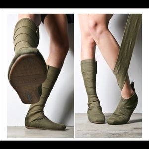 TOMS wrap boots in Green size 6